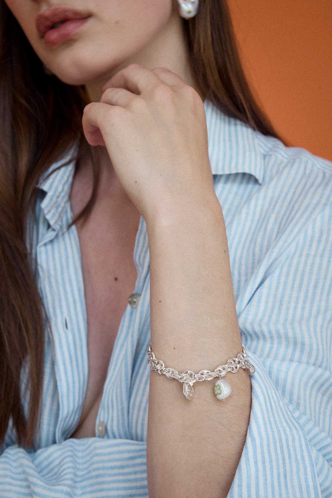 Marine Chain Bracelet in Silver with Oysters & Pearls