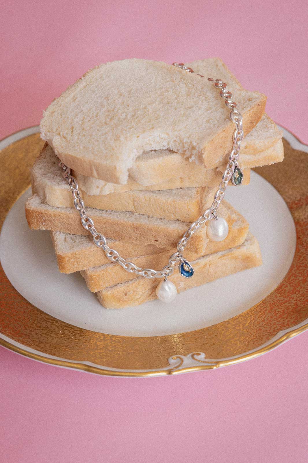 Marine Chain Necklace in Silver with Oysters & Pearls